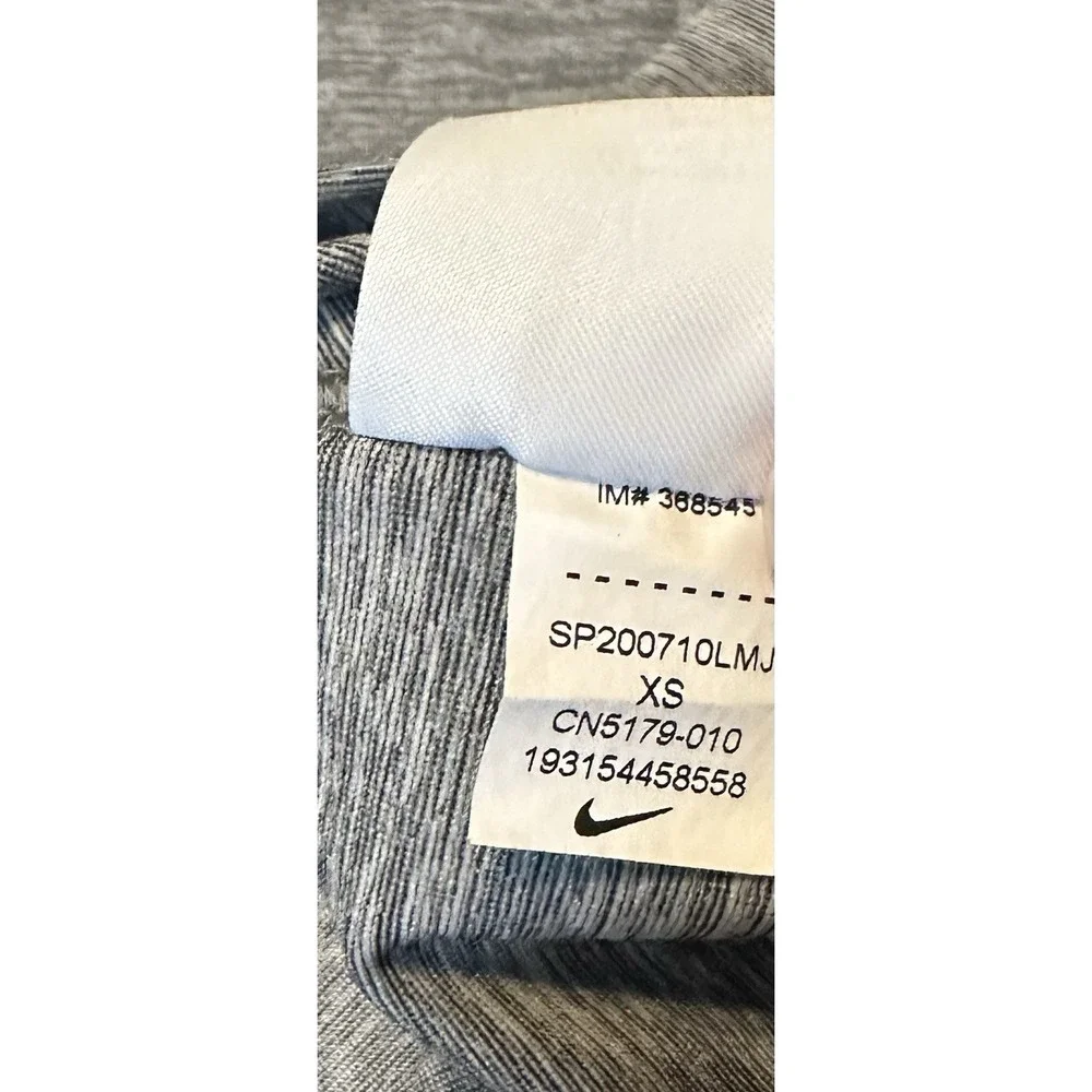 LADIES NIKE DRI-FIT LIGHT GRAY TANK TOP SIZE XS